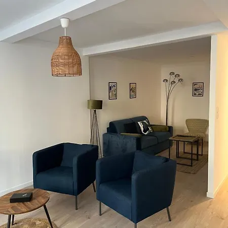 Nouveau Superbe grand T2 centre ville Pertuis Extérieur photo